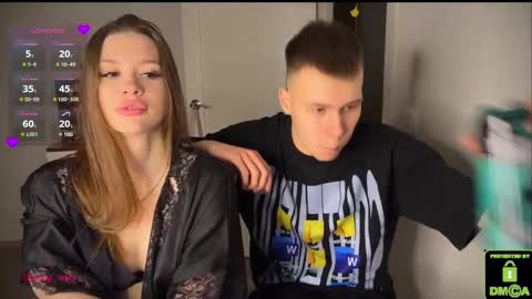 Vio online show from March 9, 2025, 7:37 pm