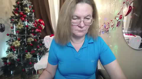 holymilfa online show from December 4, 2024, 2:04 pm