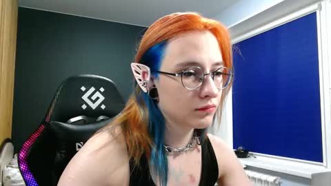 Snapshot of honelin chatting on December 16, 2024, 7:10 pm Honelints boyblonde hair AsterMIntfemboybrown hair online show from December 16, 2024, 7:10 pm