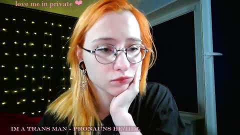 Snapshot of honelin chatting on January 28, 2025, 6:39 pm Honelints boyblonde hair AsterMIntfemboybrown hair online show from January 28, 2025, 6:39 pm