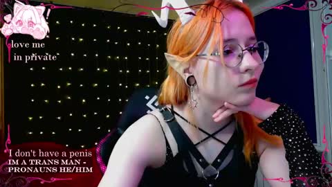 Snapshot of honelin chatting on March 4, 2025, 4:30 pm Honelints boyblonde hair AsterMIntfemboybrown hair online show from March 4, 2025, 4:30 pm
