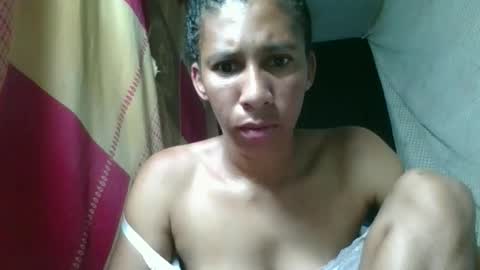 Snapshot of honeria98 chatting on February 7, 2026, 10:24 pm honeria98 online show from February 7, 2026, 10:24 pm