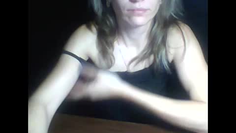 Snapshot of honey0bunny35 chatting on December 8, 2024, 7:43 pm honey0bunny35 online show from December 8, 2024, 7:43 pm