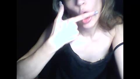 Snapshot of honey0bunny35 chatting on January 15, 2025, 8:16 pm honey0bunny35 online show from January 15, 2025, 8:16 pm