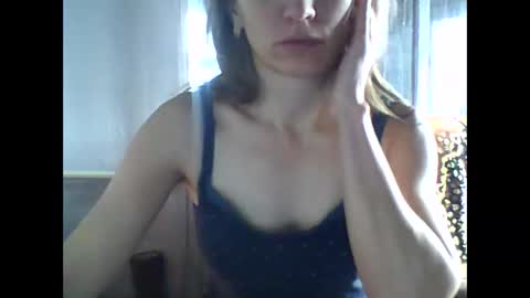 Snapshot of honey0bunny35 chatting on February 10, 2025, 7:26 am honey0bunny35 online show from February 10, 2025, 7:26 am