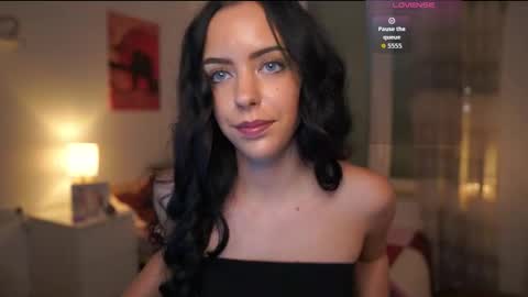 Snapshot of honey__kate chatting on October 9, 2025, 7:12 pm Kate online show from October 9, 2025, 7:12 pm