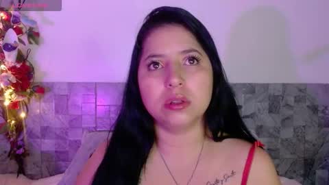 Snapshot of honey_aphrodite chatting on January 14, 2026, 7:14 am vivis online show from January 14, 2026, 7:14 am