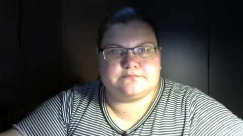Snapshot of honey_bunny_x chatting on July 11, 2026, 7:16 pm Bunny online show from July 11, 2026, 7:16 pm