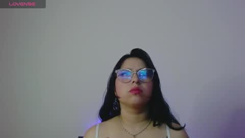 mimi online show from March 2, 2025, 9:42 am