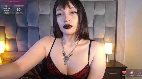 Snapshot of honey_dark chatting on December 19, 2025, 12:45 pm Honney online show from December 19, 2025, 12:45 pm