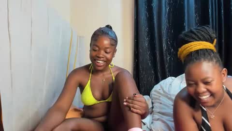 Snapshot of honey_drop1 chatting on December 16, 2025, 9:58 am honey drop online show from December 16, 2025, 9:58 am