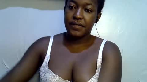 Snapshot of honey_dropp1 chatting on May 29, 2026, 3:37 am honey_dropp1 online show from May 29, 2026, 3:37 am