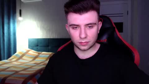 Snapshot of honey_furry chatting on February 18, 2025, 6:04 pm Wolfy online show from February 18, 2025, 6:04 pm