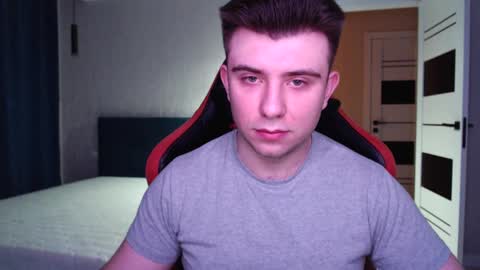 Snapshot of honey_furry chatting on February 27, 2025, 10:42 pm Wolfy online show from February 27, 2025, 10:42 pm