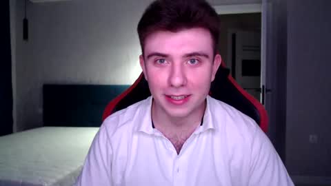 Snapshot of honey_furry chatting on March 5, 2025, 5:18 pm Wolfy online show from March 5, 2025, 5:18 pm