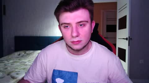 Snapshot of honey_furry chatting on February 8, 2026, 11:30 pm Wolfy online show from February 8, 2026, 11:30 pm