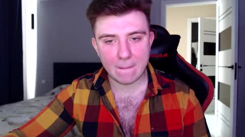 Snapshot of honey_furry chatting on March 11, 2026, 7:36 am Wolfy online show from March 11, 2026, 7:36 am