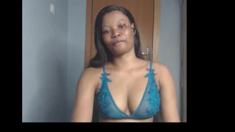 Snapshot of honey_juicydoll chatting on February 27, 2026, 8:58 am Sonia online show from February 27, 2026, 8:58 am