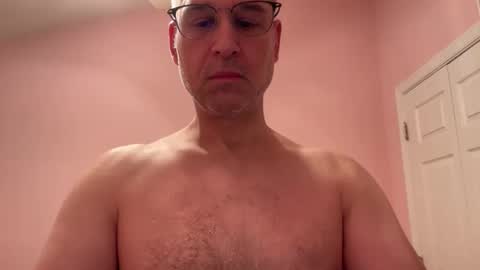 Snapshot of honey_man14 chatting on October 2, 2025, 4:58 pm honey_man14 online show from October 2, 2025, 4:58 pm