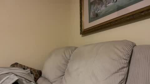 honey_man14 online show from October 18, 2025, 11:11 am