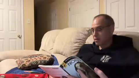 Snapshot of honey_man14 chatting on December 18, 2025, 2:17 am honey_man14 online show from December 18, 2025, 2:17 am