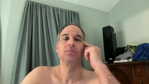 Snapshot of honey_man14 chatting on January 7, 2026, 5:37 pm honey_man14 online show from January 7, 2026, 5:37 pm