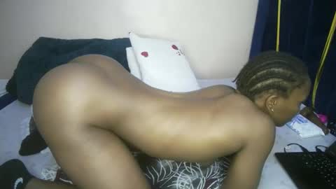 Snapshot of honey_nubia0 chatting on March 14, 2026, 11:15 am honey_nubia0 online show from March 14, 2026, 11:15 am