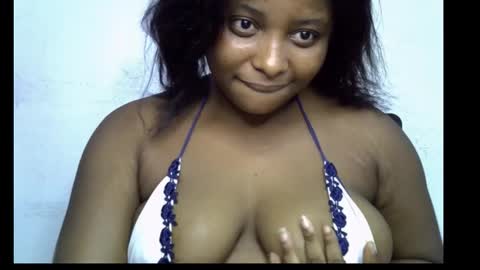 mamacita online show from October 24, 2025, 8:49 pm