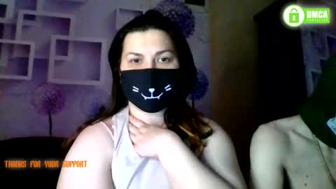 Snapshot of honey_sweet_couple chatting on February 8, 2026, 9:18 pm Alexa and Oscar online show from February 8, 2026, 9:18 pm