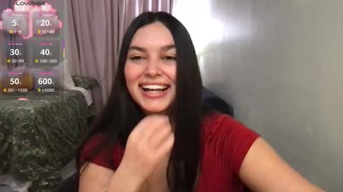 Snapshot of honey_tia chatting on December 21, 2025, 6:09 am Tia online show from December 21, 2025, 6:09 am