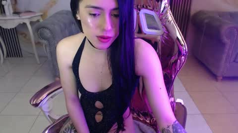 Snapshot of honey_torres_sub chatting on December 19, 2025, 3:57 am HONEY online show from December 19, 2025, 3:57 am