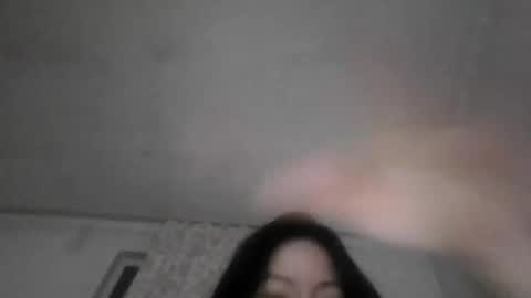 honey_yuzu online show from June 22, 2026, 5:21 pm