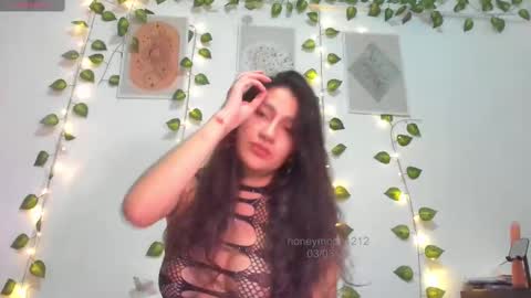 Mila K online show from March 4, 2025, 1:01 am