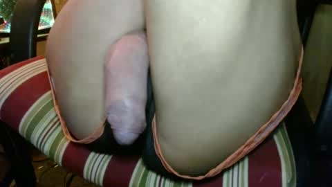 Honeysuckle online show from November 7, 2025, 4:12 am