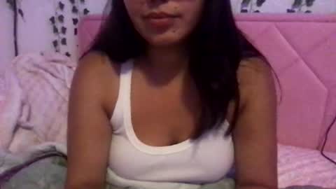 Snapshot of honeyy_89 chatting on April 20, 2026, 4:48 am honeyyy89 online show from April 20, 2026, 4:48 am