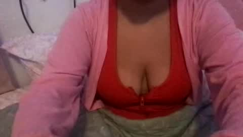 Snapshot of honeyy_89 chatting on April 26, 2026, 2:20 am honeyyy89 online show from April 26, 2026, 2:20 am