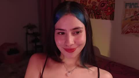 Snapshot of honeyypeaach chatting on December 16, 2024, 11:50 pm    online show from December 16, 2024, 11:50 pm