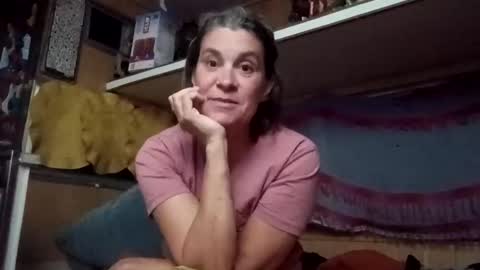 hoodoou online show from May 19, 2026, 4:41 am