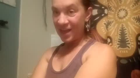hoodoou online show from July 11, 2026, 10:22 pm