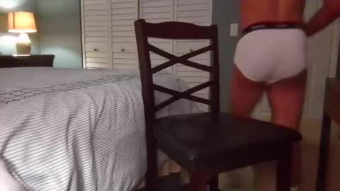 Snapshot of hooshung_mvers8 chatting on December 7, 2024, 3:58 am hooshung_mvers8 online show from December 7, 2024, 3:58 am