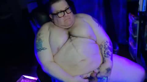 Snapshot of hoosierdaddyxl chatting on February 9, 2026, 5:33 am Sir online show from February 9, 2026, 5:33 am