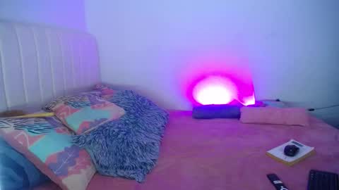 Snapshot of hoot_alicee chatting on February 19, 2026, 9:11 pm ONLYFANS online show from February 19, 2026, 9:11 pm