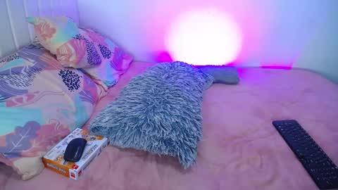 Snapshot of hoot_alicee chatting on March 5, 2026, 8:05 pm ONLYFANS online show from March 5, 2026, 8:05 pm