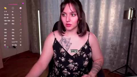 Snapshot of hoot_owl_cb chatting on February 5, 2026, 5:12 am Karina online show from February 5, 2026, 5:12 am