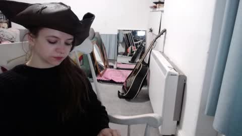 Snapshot of hope_xo chatting on March 3, 2026, 9:53 pm Hope online show from March 3, 2026, 9:53 pm