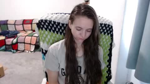Snapshot of hope_xo chatting on July 18, 2026, 8:51 am Hope online show from July 18, 2026, 8:51 am