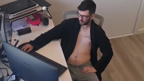 hopefulguy86 online show from October 6, 2025, 10:40 pm