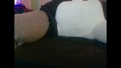 Snapshot of hopps28 chatting on December 3, 2024, 7:22 pm hopps28 online show from December 3, 2024, 7:22 pm