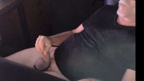 Snapshot of horndawgy chatting on December 24, 2024, 12:33 am horndawgy online show from December 24, 2024, 12:33 am