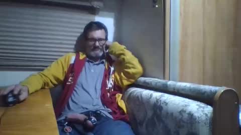 Snapshot of horneyjoe48 chatting on November 25, 2025, 5:18 am joey online show from November 25, 2025, 5:18 am